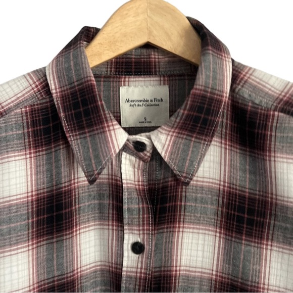 Abercrombie & Fitch Plaid Button Down Shirt - Red and Black - Picture 2 of 3